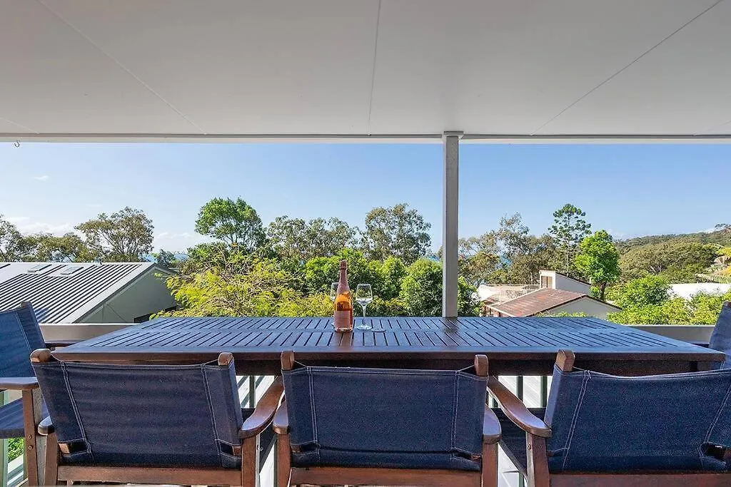 Serenity By The Sea 2-Bd Ocean Glimpse, 200M Beach Noosa Heads Apartment