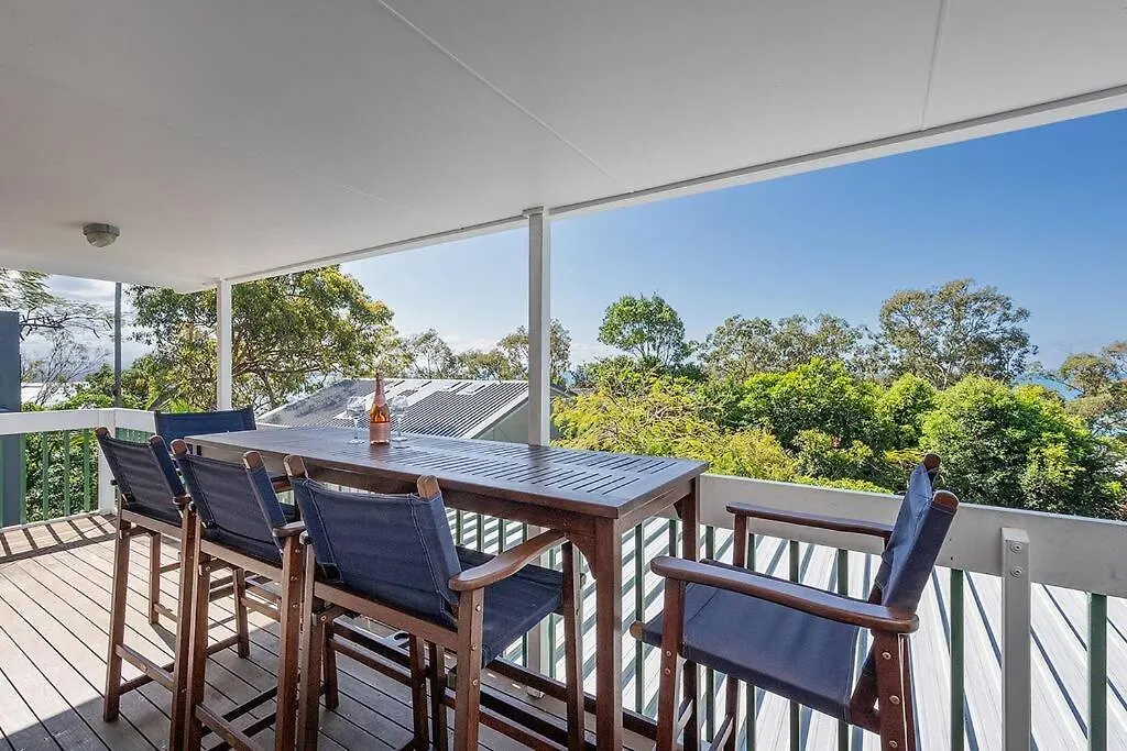 Serenity By The Sea 2-Bd Ocean Glimpse, 200M Beach Noosa Heads Australia