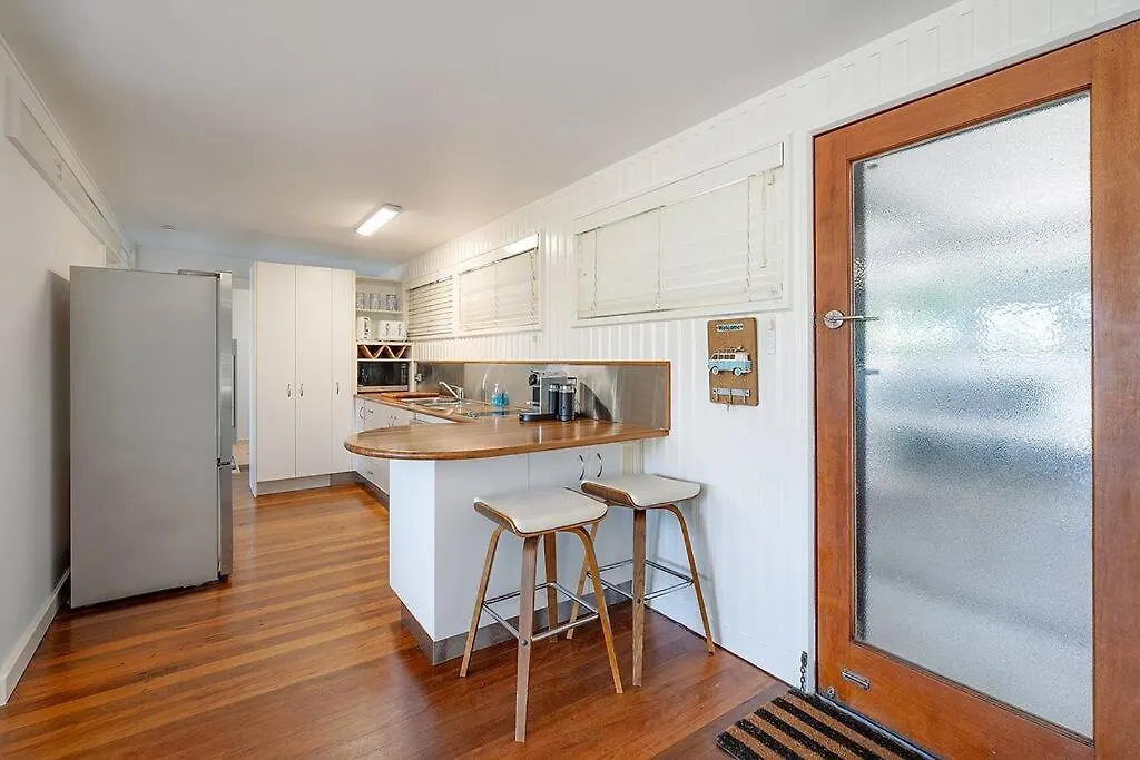 Serenity By The Sea 2-Bd Ocean Glimpse, 200M Beach Noosa Heads 0*,